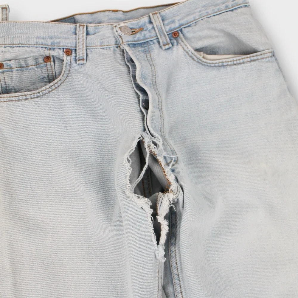 Vintage Levi's 501 Jeans Mens 30x31 Made in USA Light Wash Distressed Ripped‎